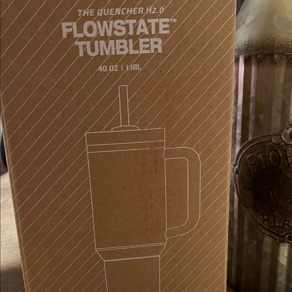 New white and Pink Hello Kitty Stanley 40 oz tumbler with straw. - Picture 5 of 7